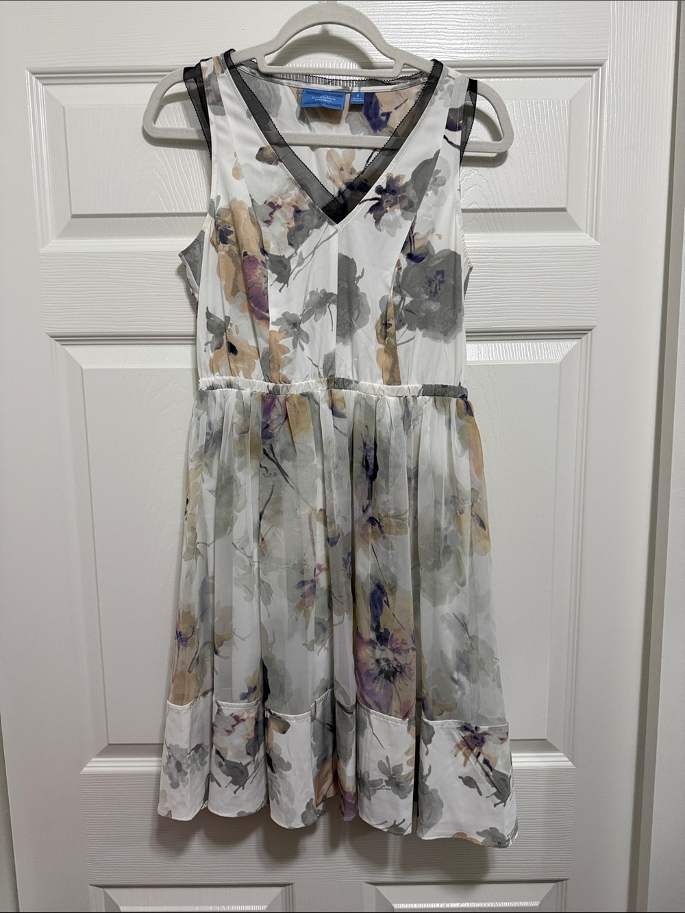Vera Wang dress - White with Gray & Purple Floral